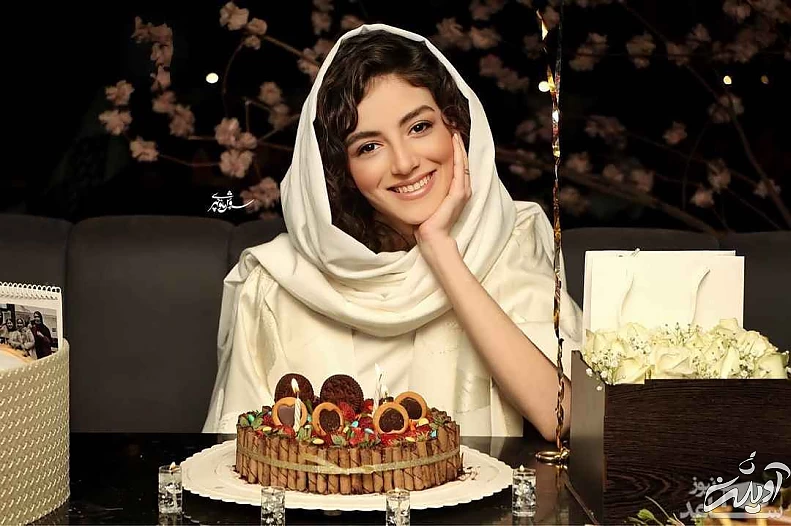 پردیس پورعابدینی